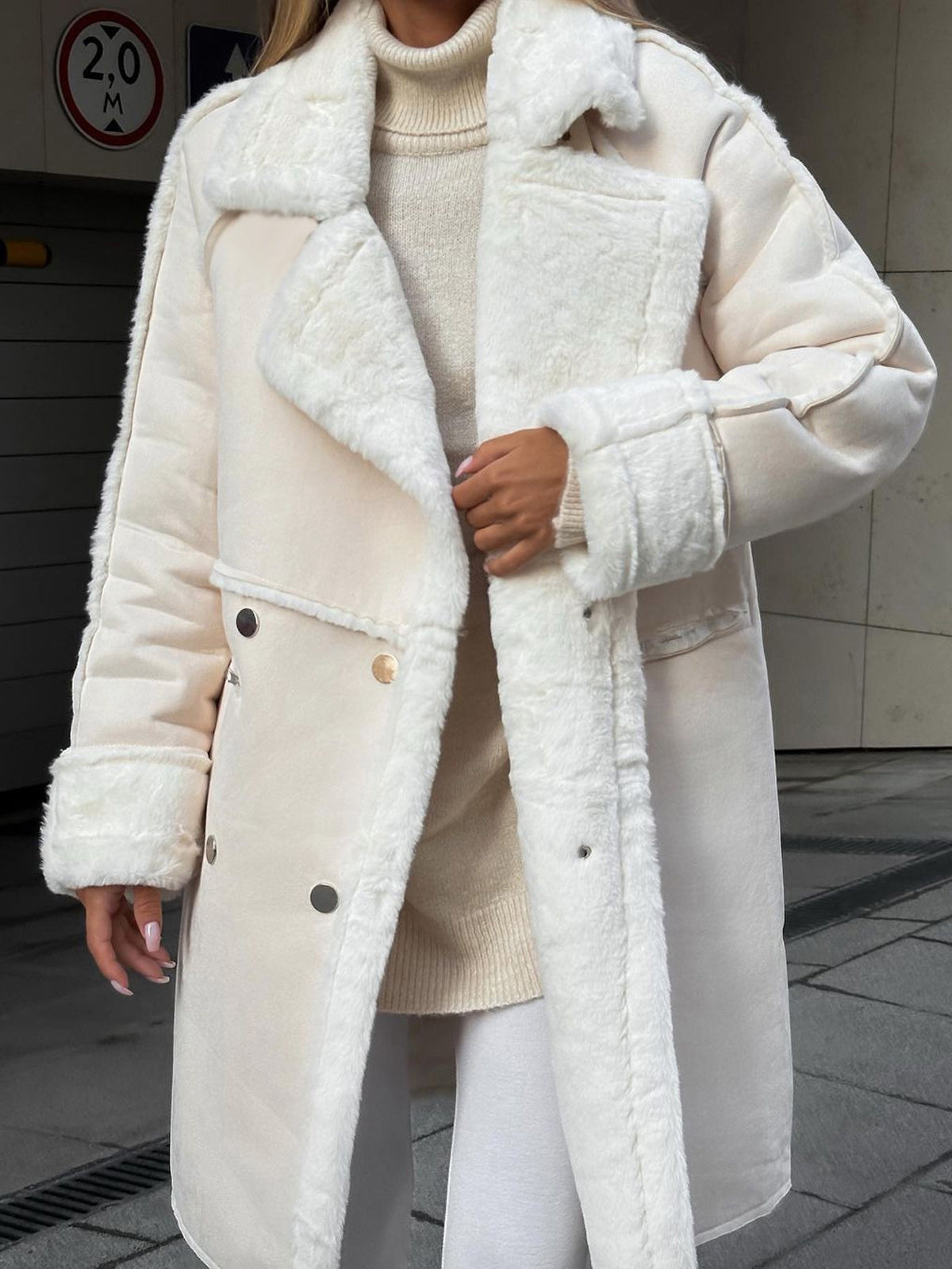 Langer Damen Wintermantel Elegant - IdealeKleiden