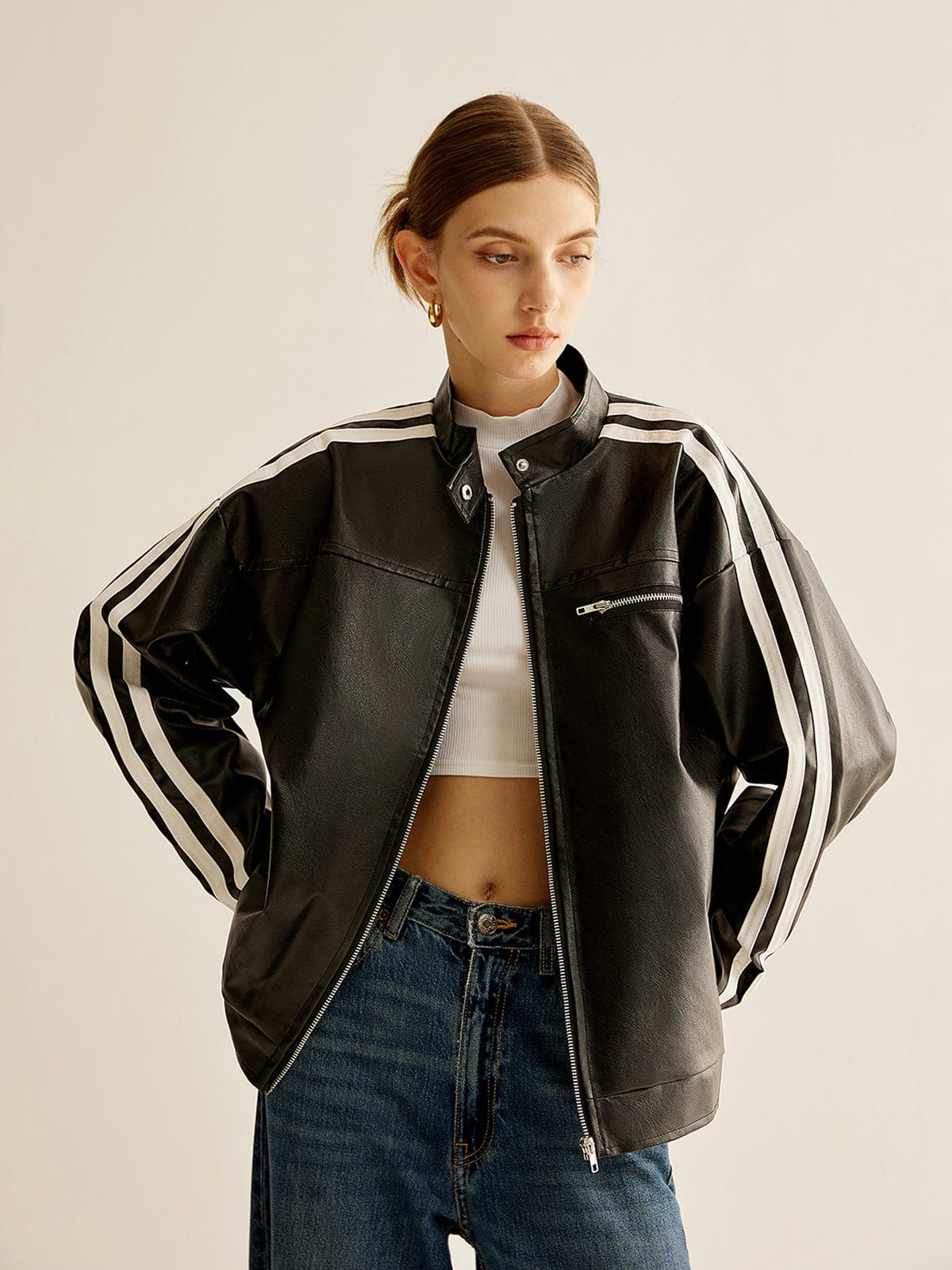Schwarze Lederjacke Mit Kontraststreifen Modern Style