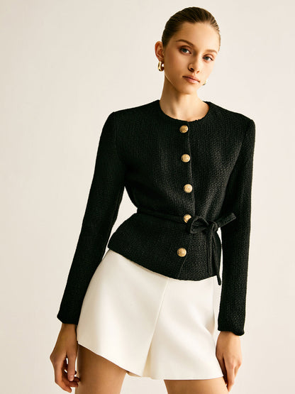 Fashionable button-up jacket with belt detailing
