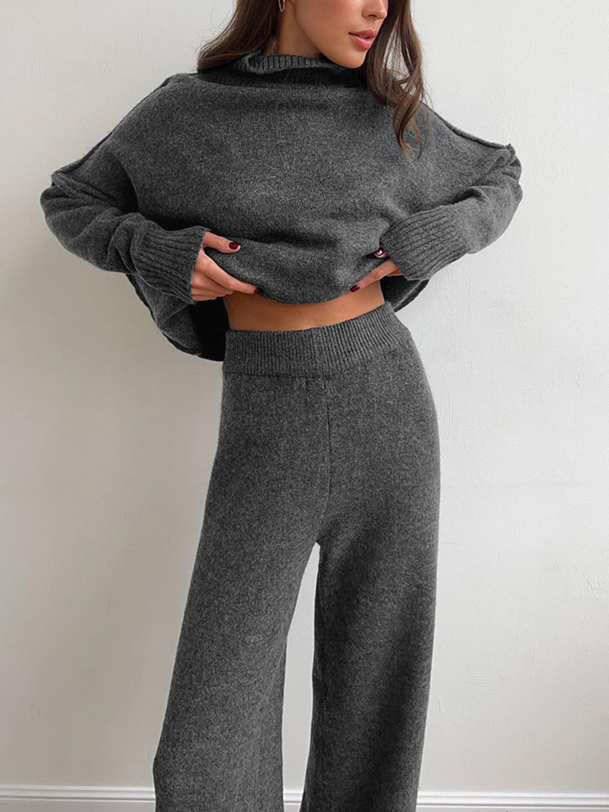 Chic 2-Piece Outfit for Women
