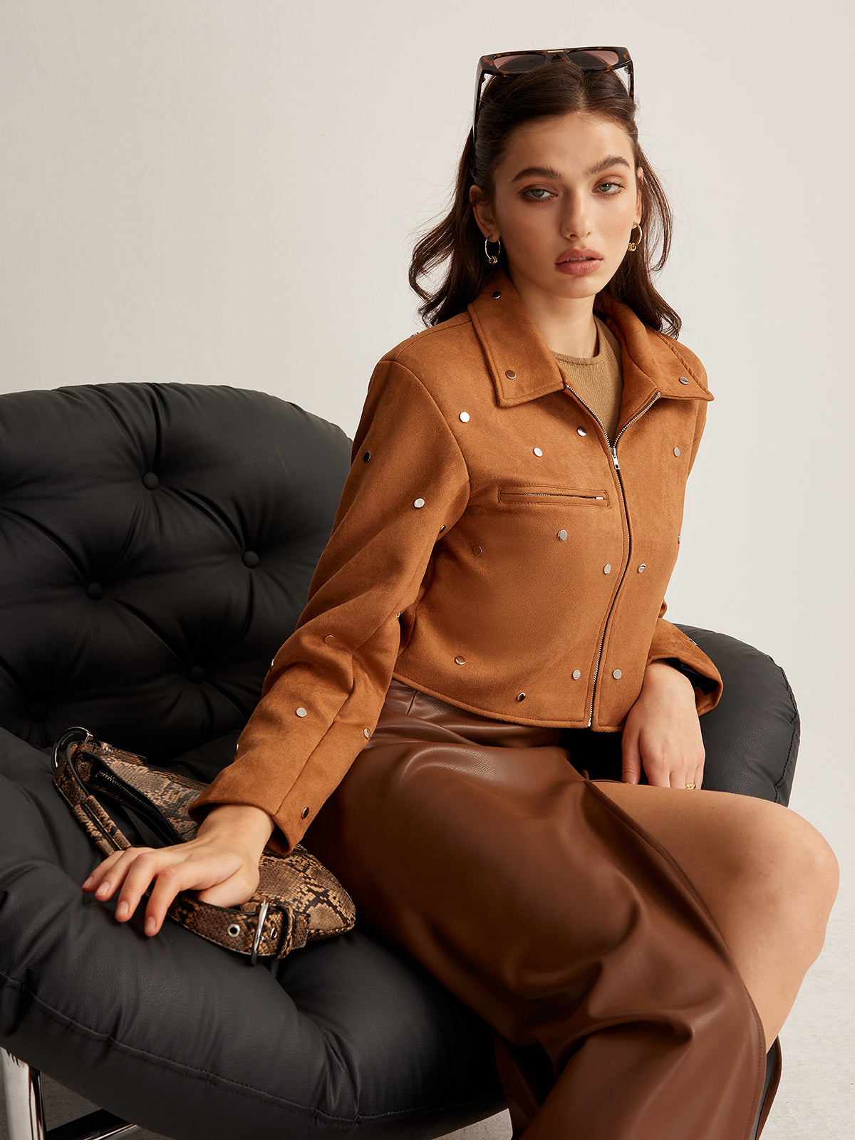Fashionable Women's Cropped Zipper Jacket
