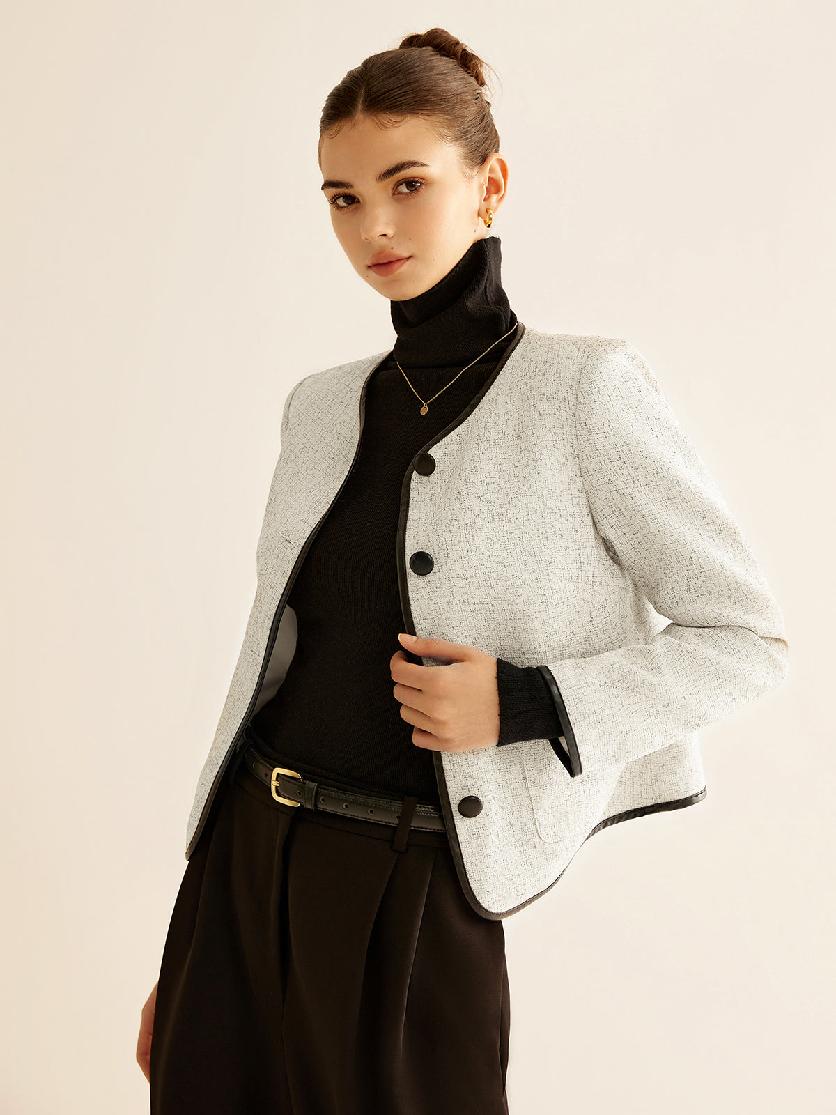 Stylish contrast jacket for women