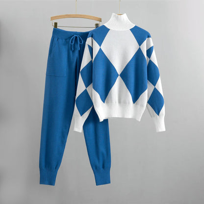 Cozy Sweatpants and Pullover Set for Women