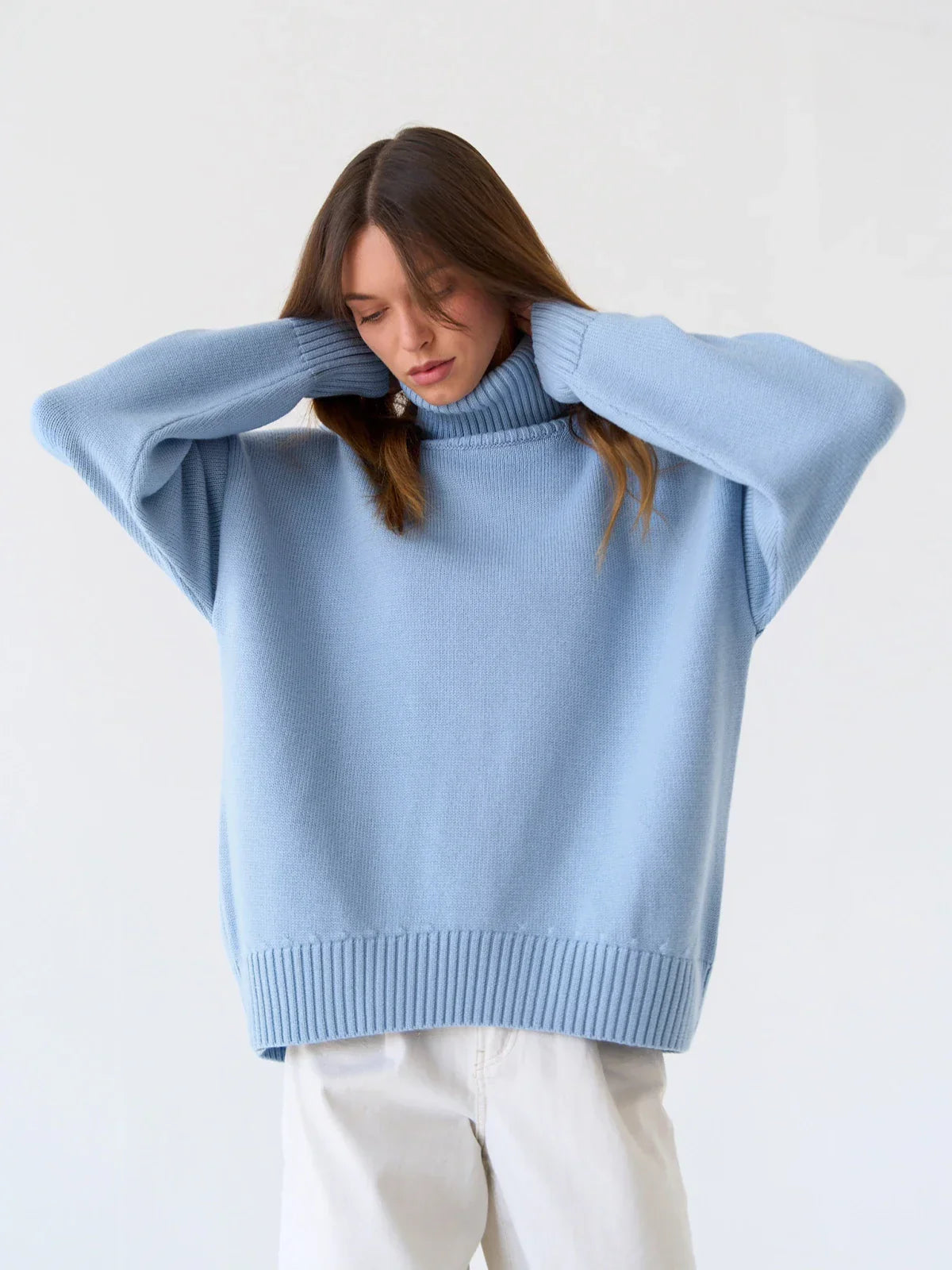 Comfortable turtleneck sweaterLoose fit