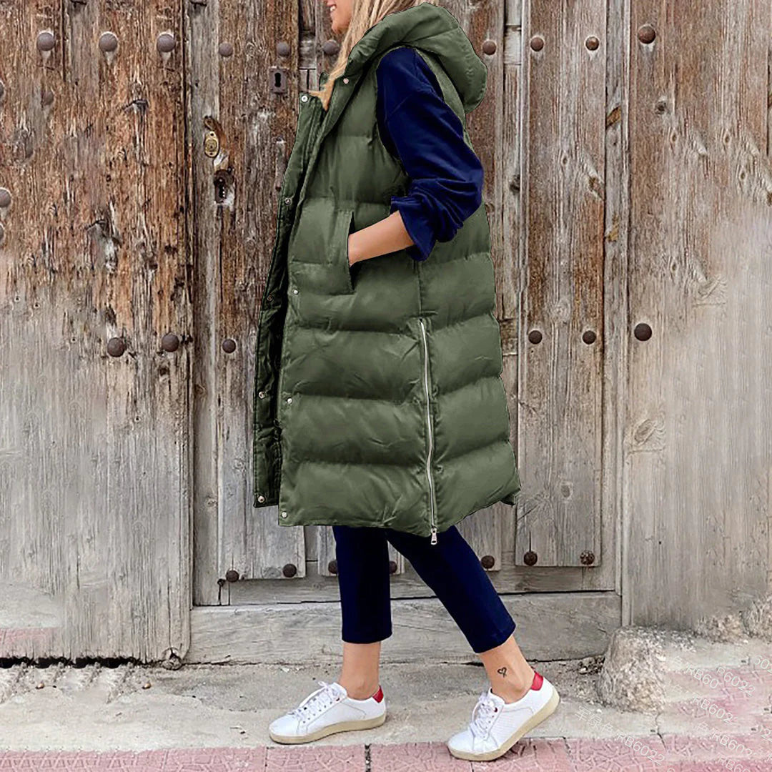 Alia - Women's Sleeveless Short Jacket Winter Season