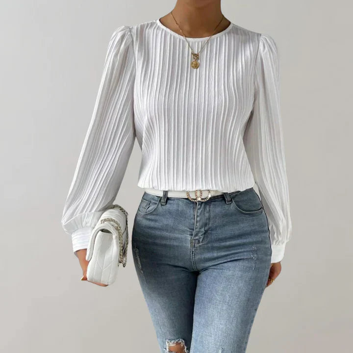 Elegant women's blouse with style