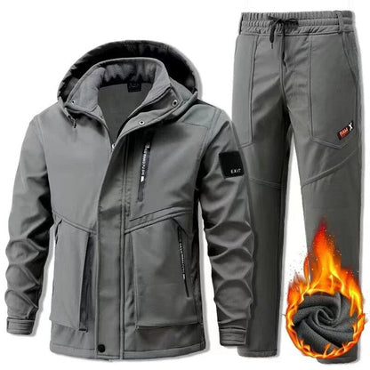 Men's Outdoor Set Functional & Robust