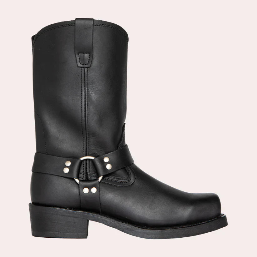 Elegant Leather Shoes Boots with Stud Design
