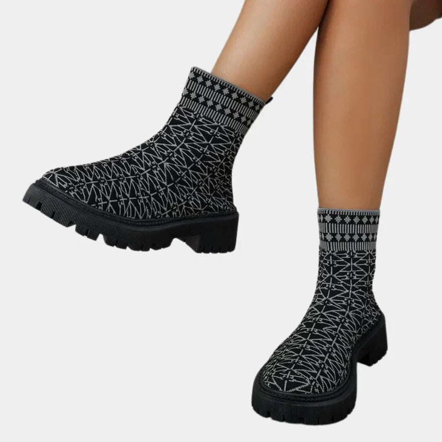 Modern Women's Boots Chic Style