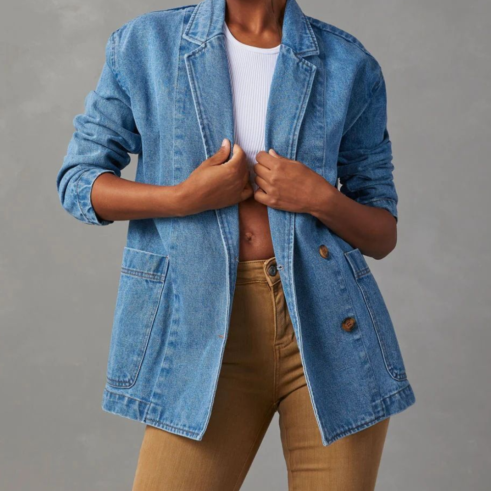Fashionable Women's Denim Jacket Autumn Trend