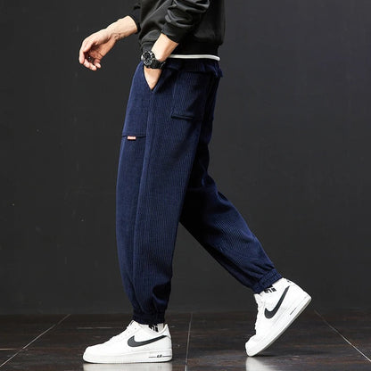 Comfortable Sweatpants With Adjustable Waistband and Large Pockets