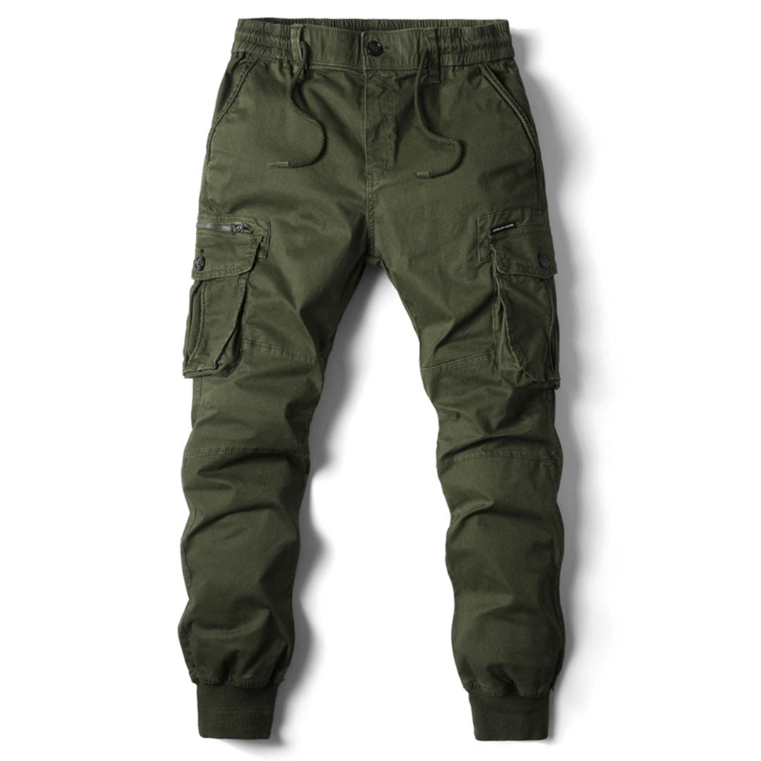 Comfortable cargo pants with pockets