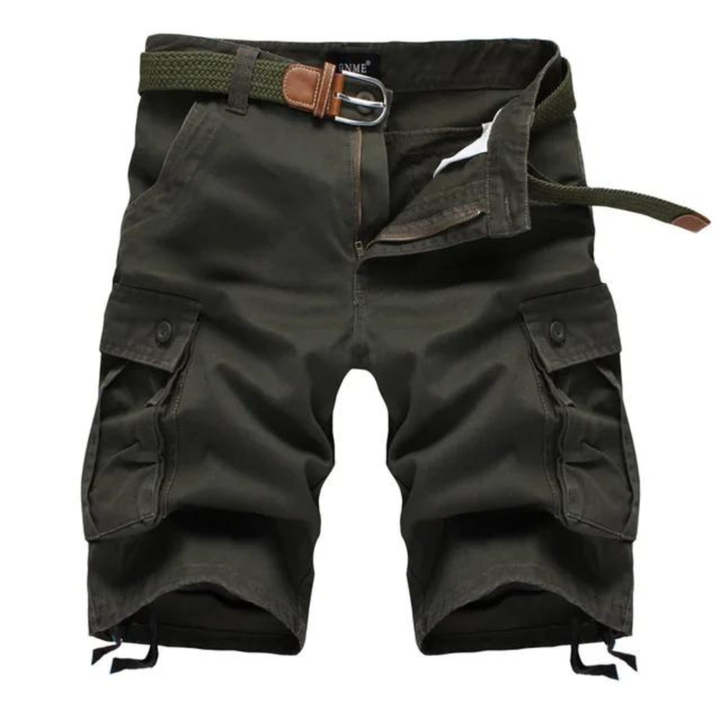 Comfortable men's shorts with belt and pockets
