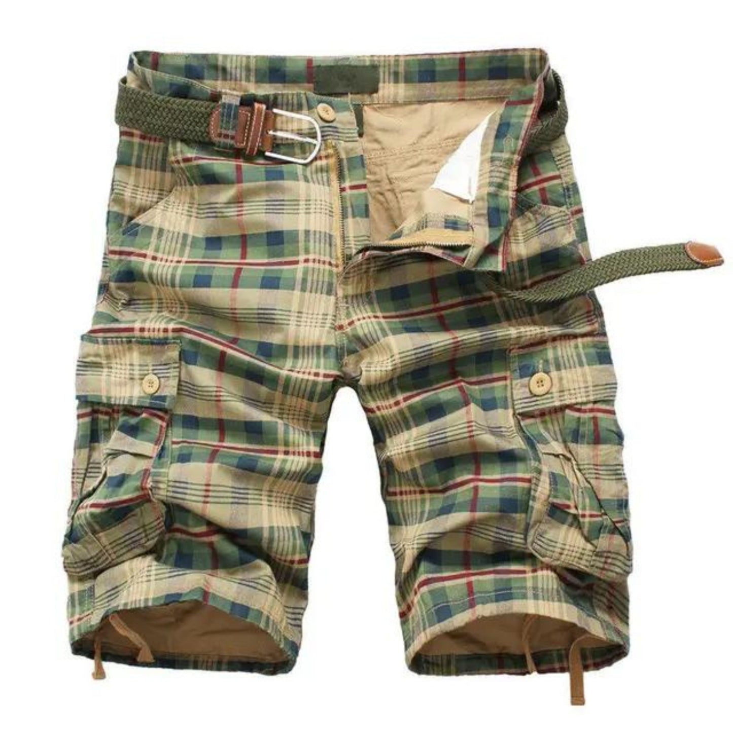 Comfortable men's shorts with belt and pockets