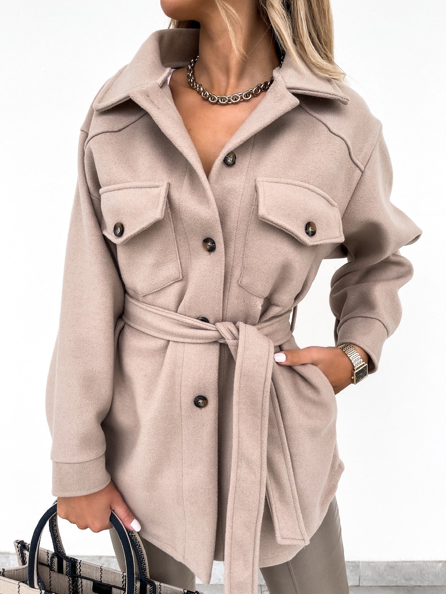 Practical Women's Jacket Versatile for all seasons
