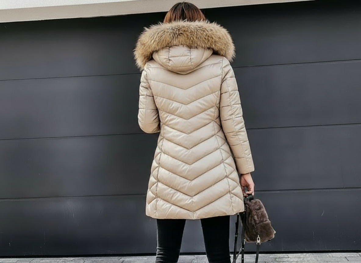 Elegante Daunenjacke Fellkragen Winter - IdealeKleiden
