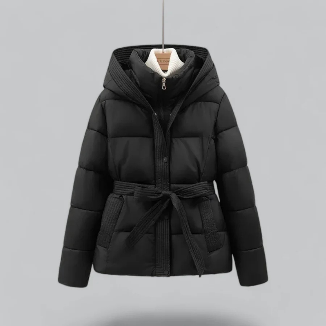 Stylische Damen Pufferjacke Mit Kapuze und Gürtel - IdealeKleiden