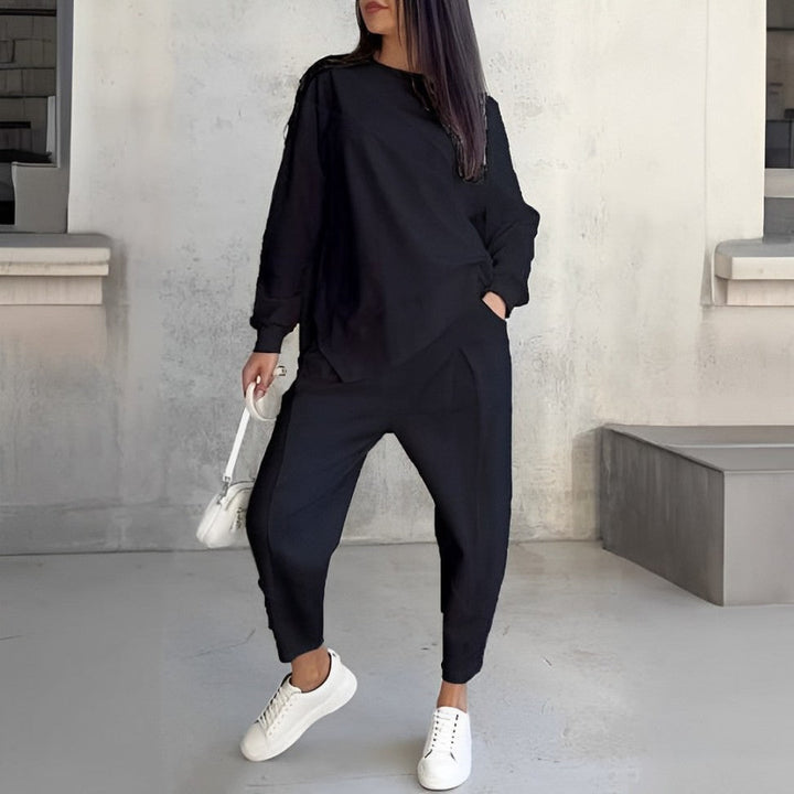 Fashionable women&