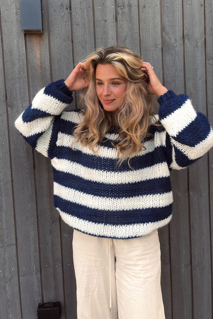 Streifiger Strickpullover Soft und Komfortabel - IdealeKleiden