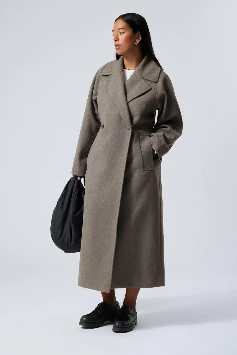 Women's Oversized Wool Coat Modern Wide Lapels