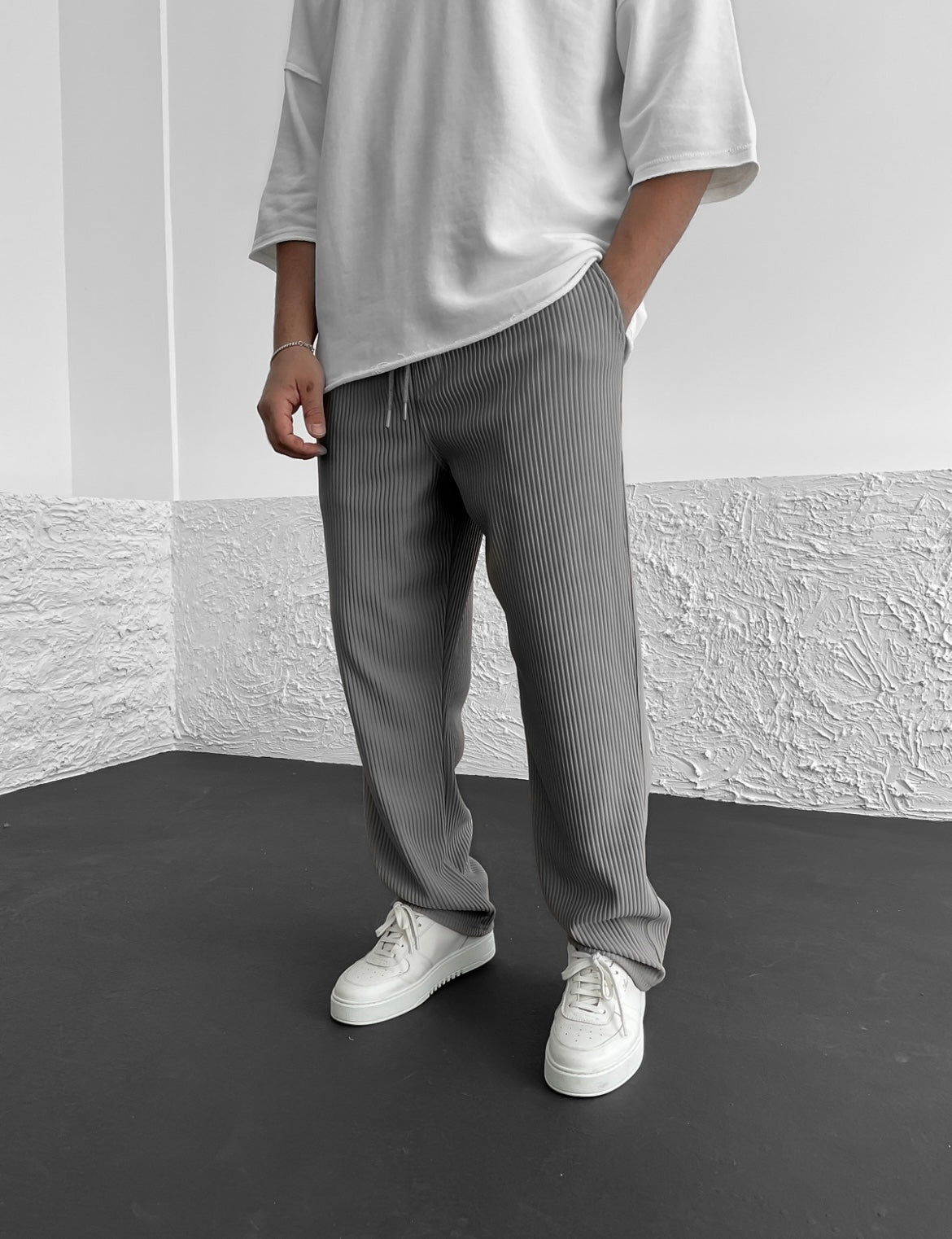 Comfortable Men's Trousers Relaxed Fit Elastic