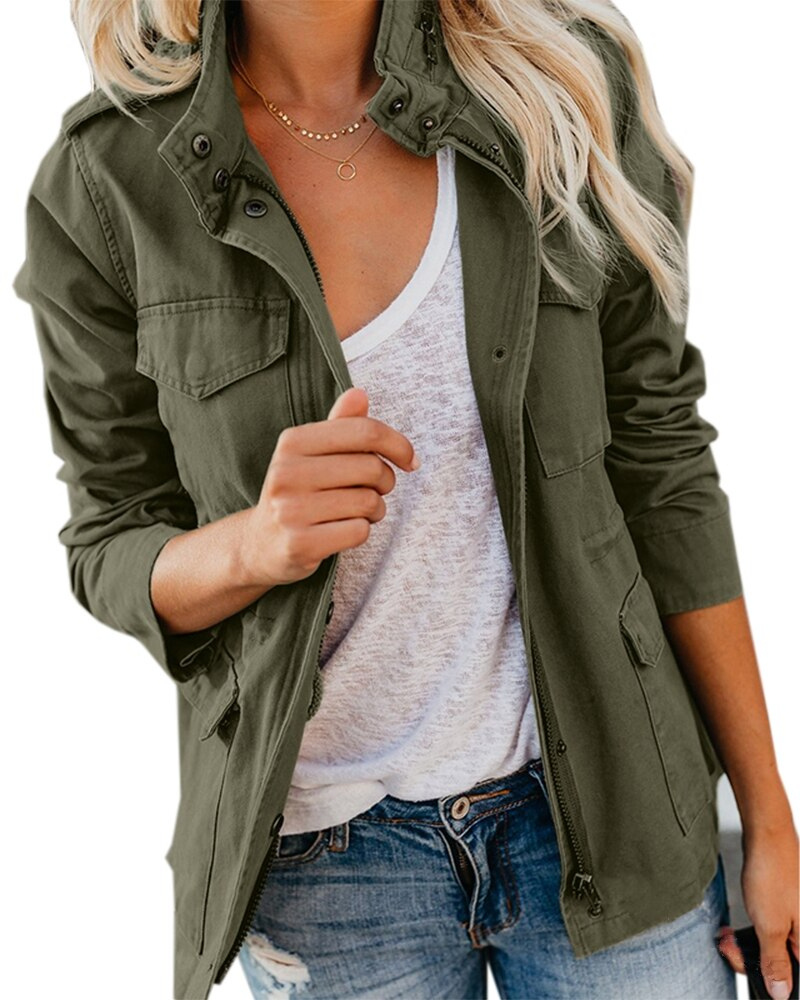 Practical transitional jacket with many pockets