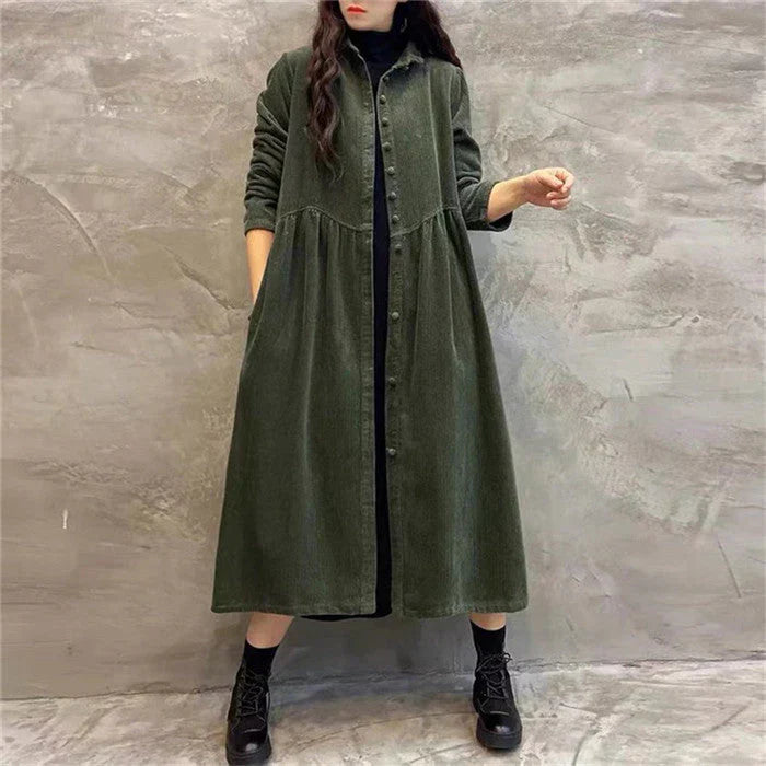 Practical Pocketed Coat With Buttons