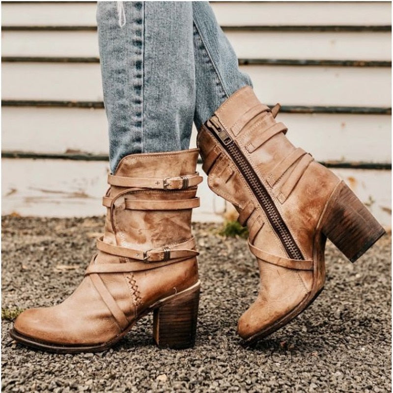 Stylish Leather Boots for Women - Elegant