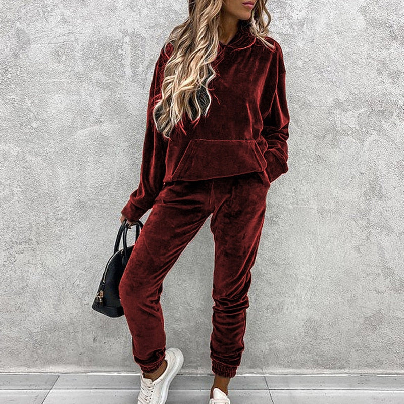 Women's Elegant Velvet Tracksuit