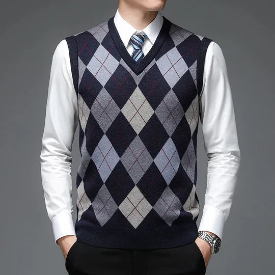 Stylish Men's Sweater Modern Design