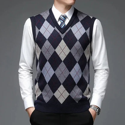 Stylish Men's Sweater Modern Design