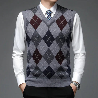 Stylish Men's Sweater Modern Design
