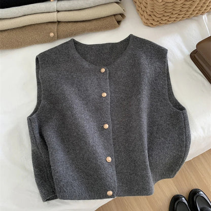 Women's Sleeveless Button-Down Vest
