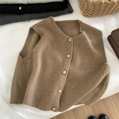 Women's Sleeveless Button-Down Vest