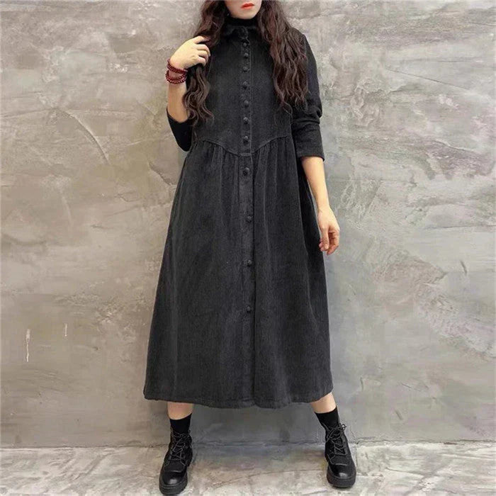 Practical Pocketed Coat With Buttons