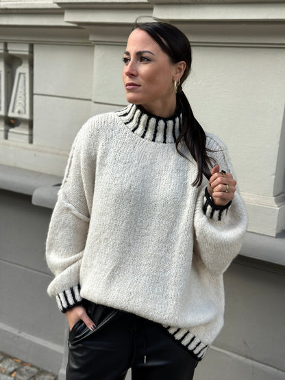 Stylish dress | High-neck knit sweater