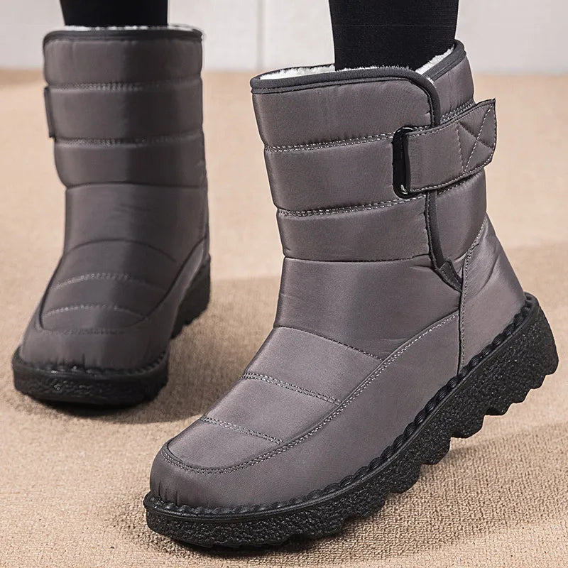 Women's Waterproof Winter Boots Black Fur Footbed