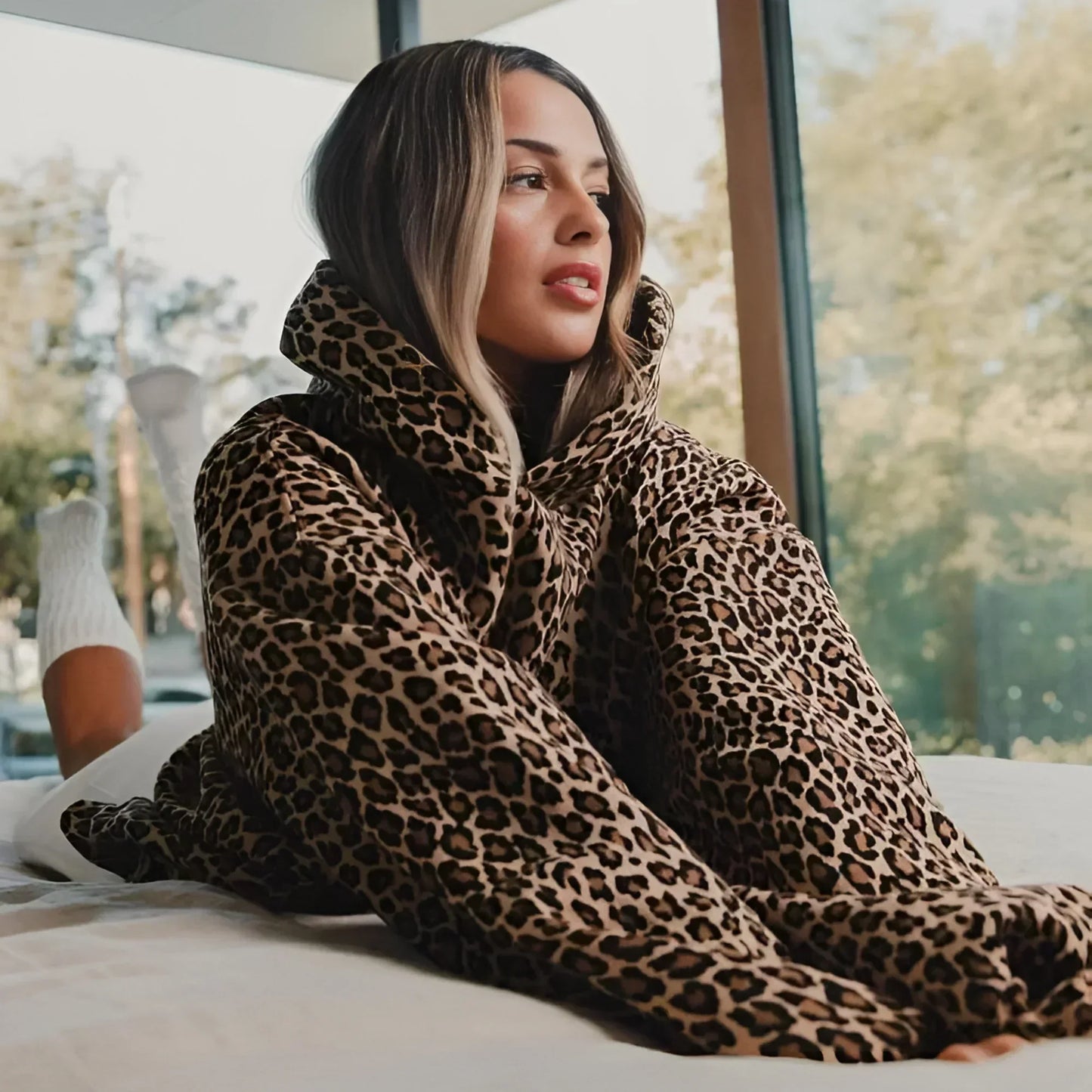 Stylish Women's Sweaters with Panther Print
