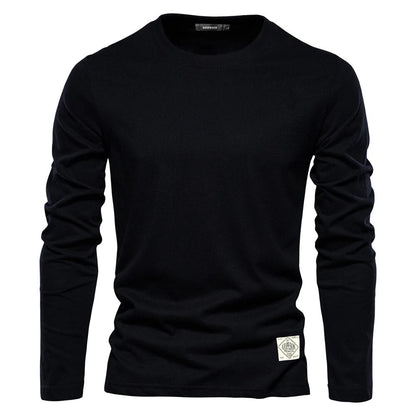 Elegant Long-Sleeved T-Shirt by Levi's
