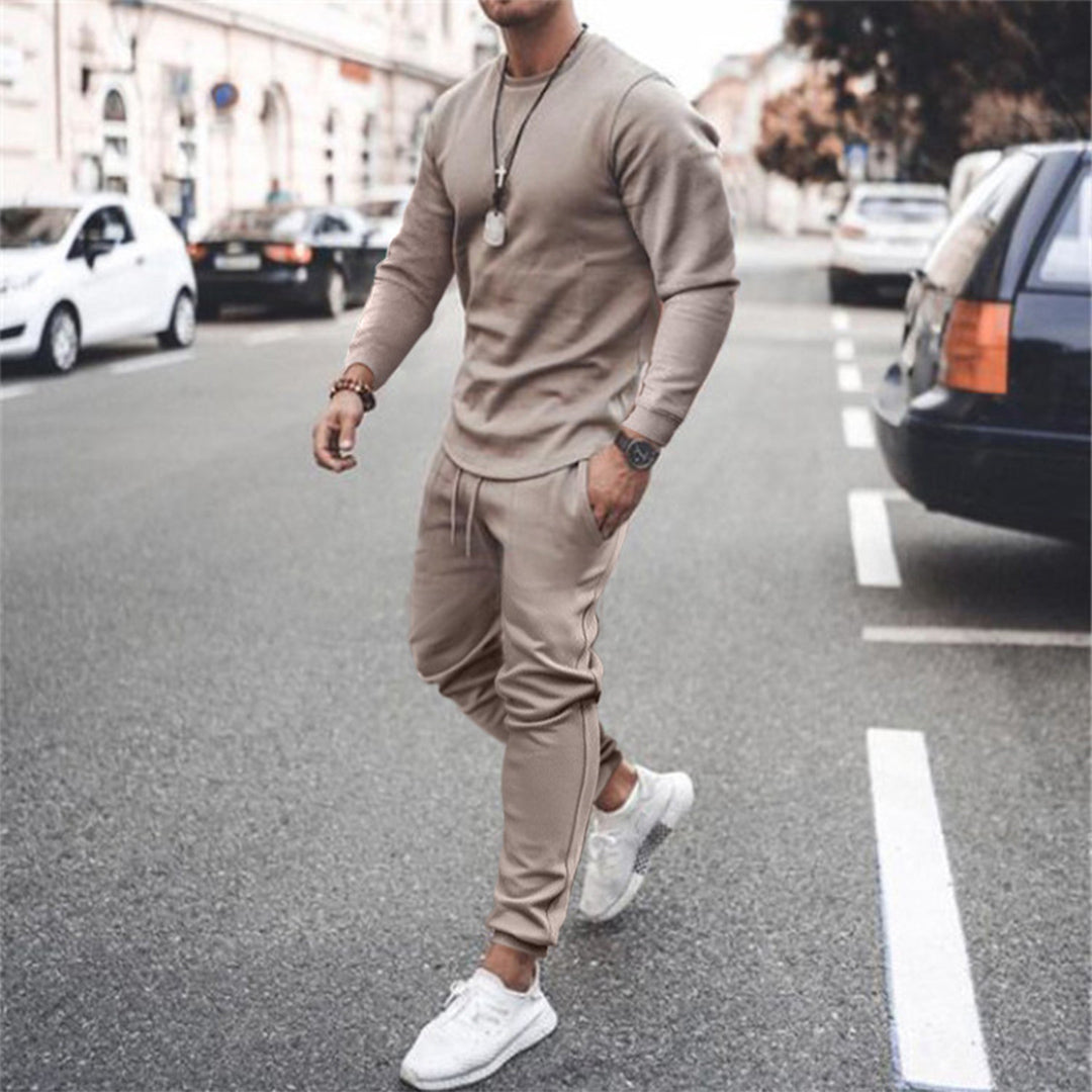 Fashionable Men's Jogger Set