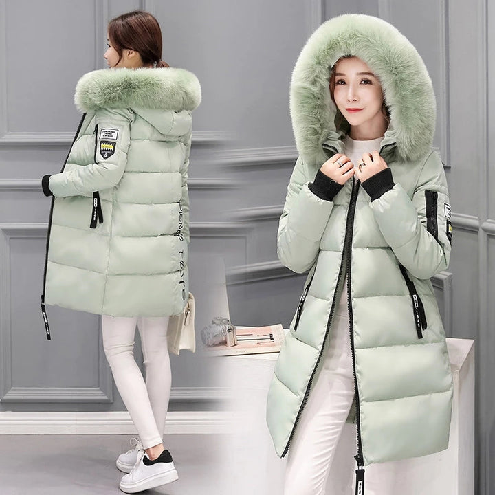 Elegant Women's High-Waisted Winter Coat with Fur Collar