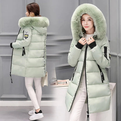 Elegant Women's High-Waisted Winter Coat with Fur Collar