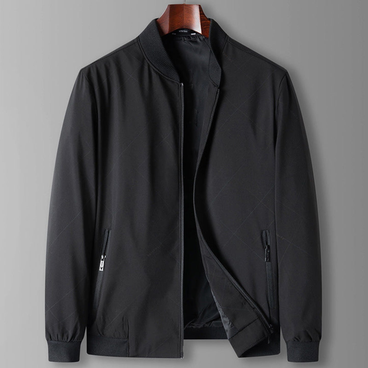 Lightweight Sporty Men's Windbreaker Jacket