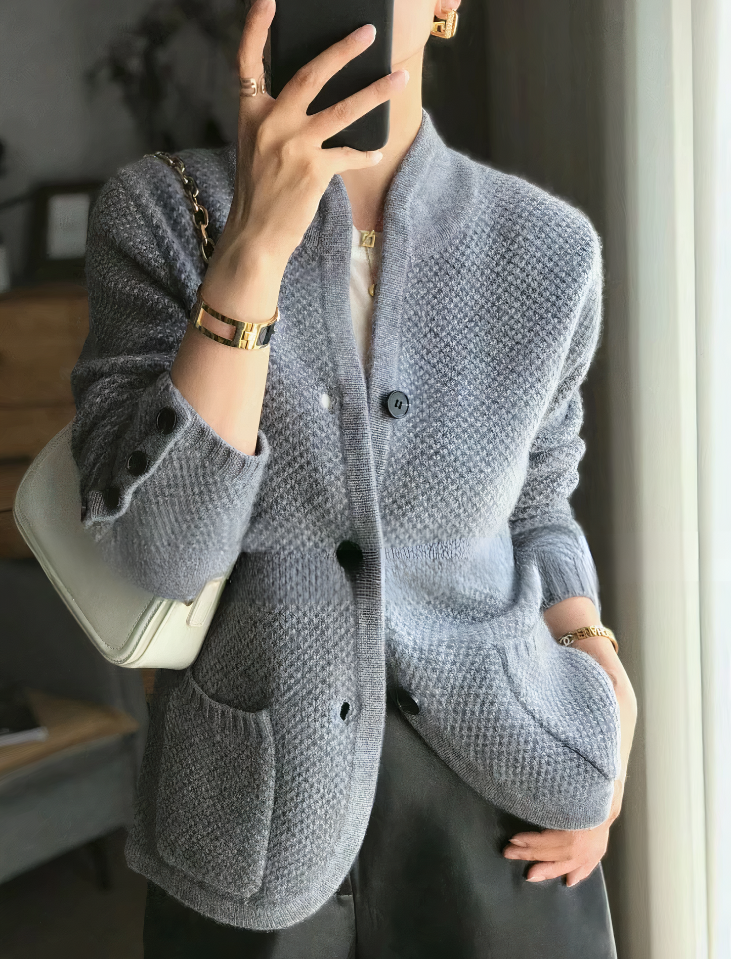 Stylish Women's Cardigan With Buttons