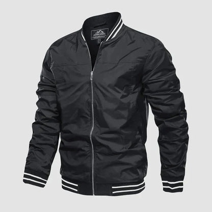 Men's Lightweight Sporty Water-Repellent Windbreaker