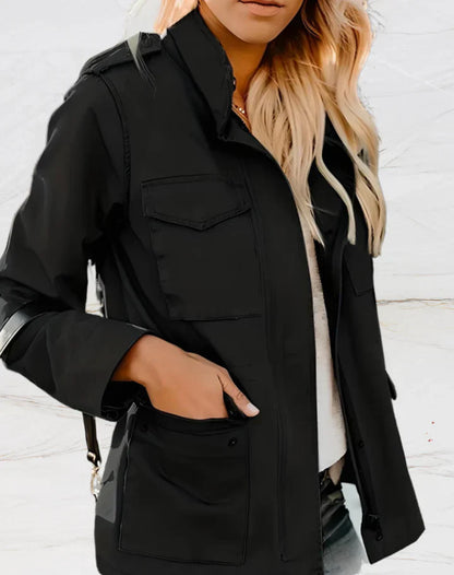 Practical women's jacket with many pockets