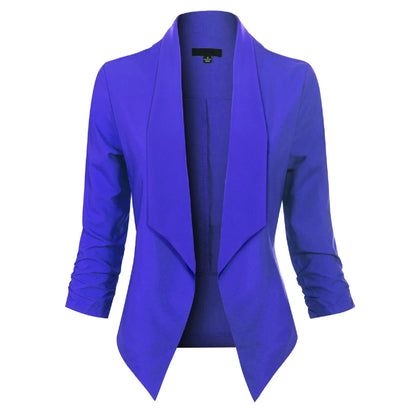 Elegant Women's Long-Sleeve Blazer Model