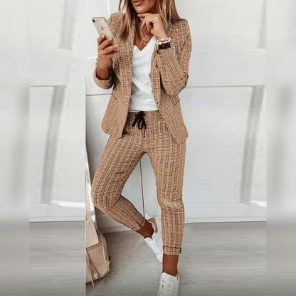 Lilly - Elegant and Comfortable Set