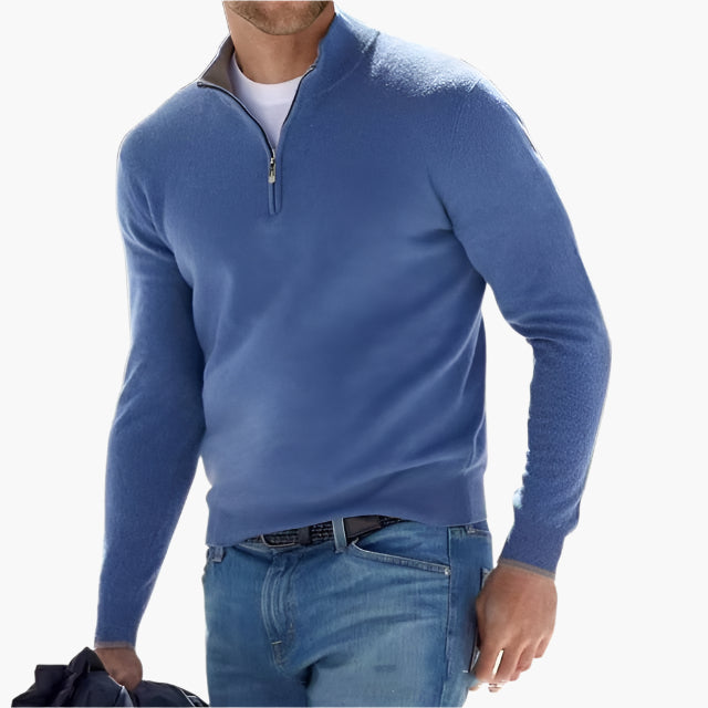 Elegant knitted sweater with zipper