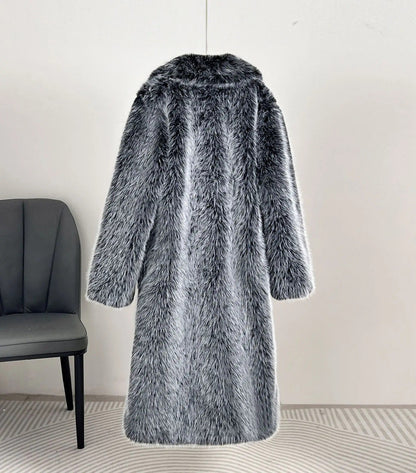 Women's Faux Fur Coat Elegant Design Generous